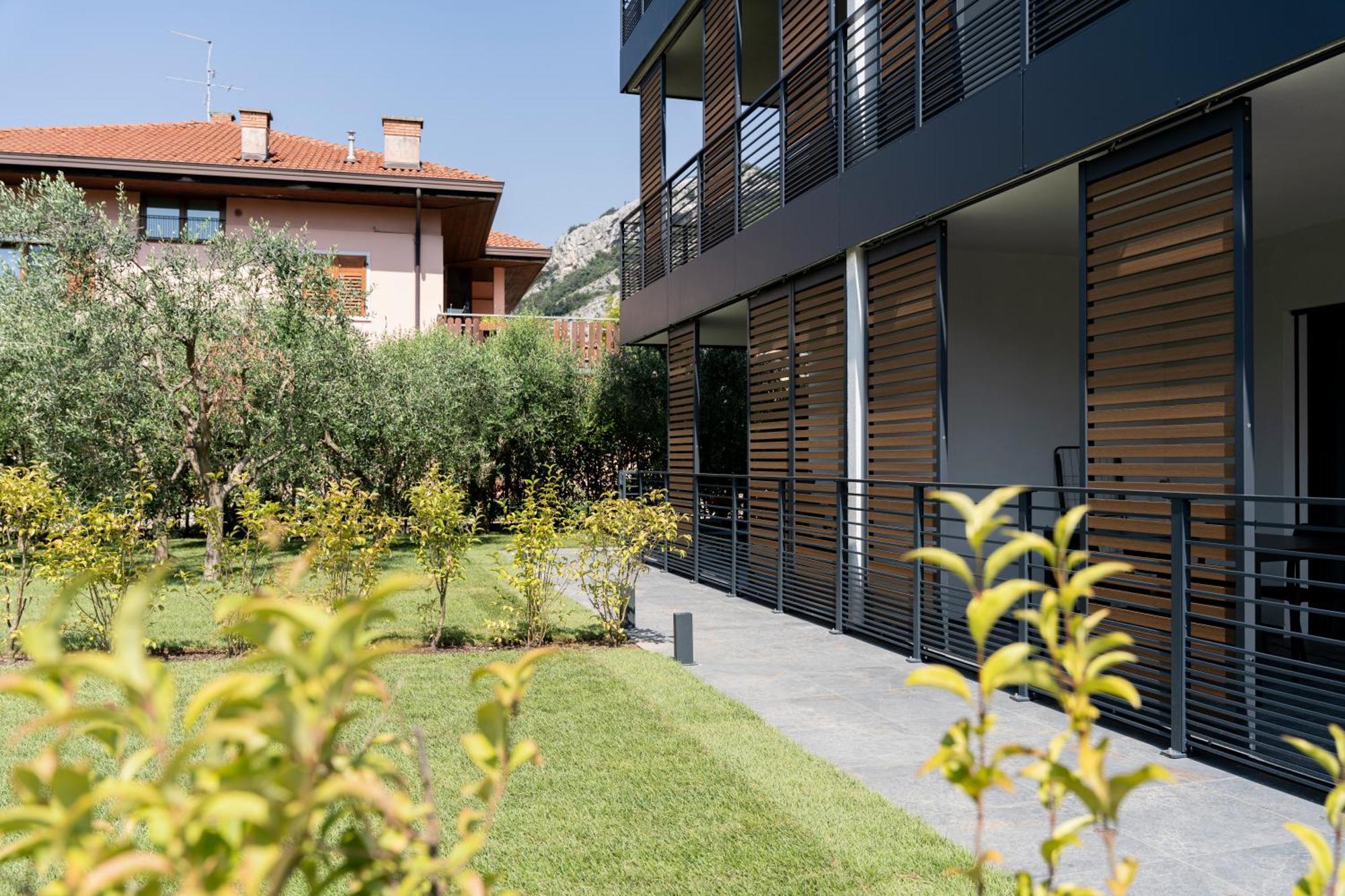 Casa 32 Loft - Garda Lake Torbole Sul Garda Exteriör bild