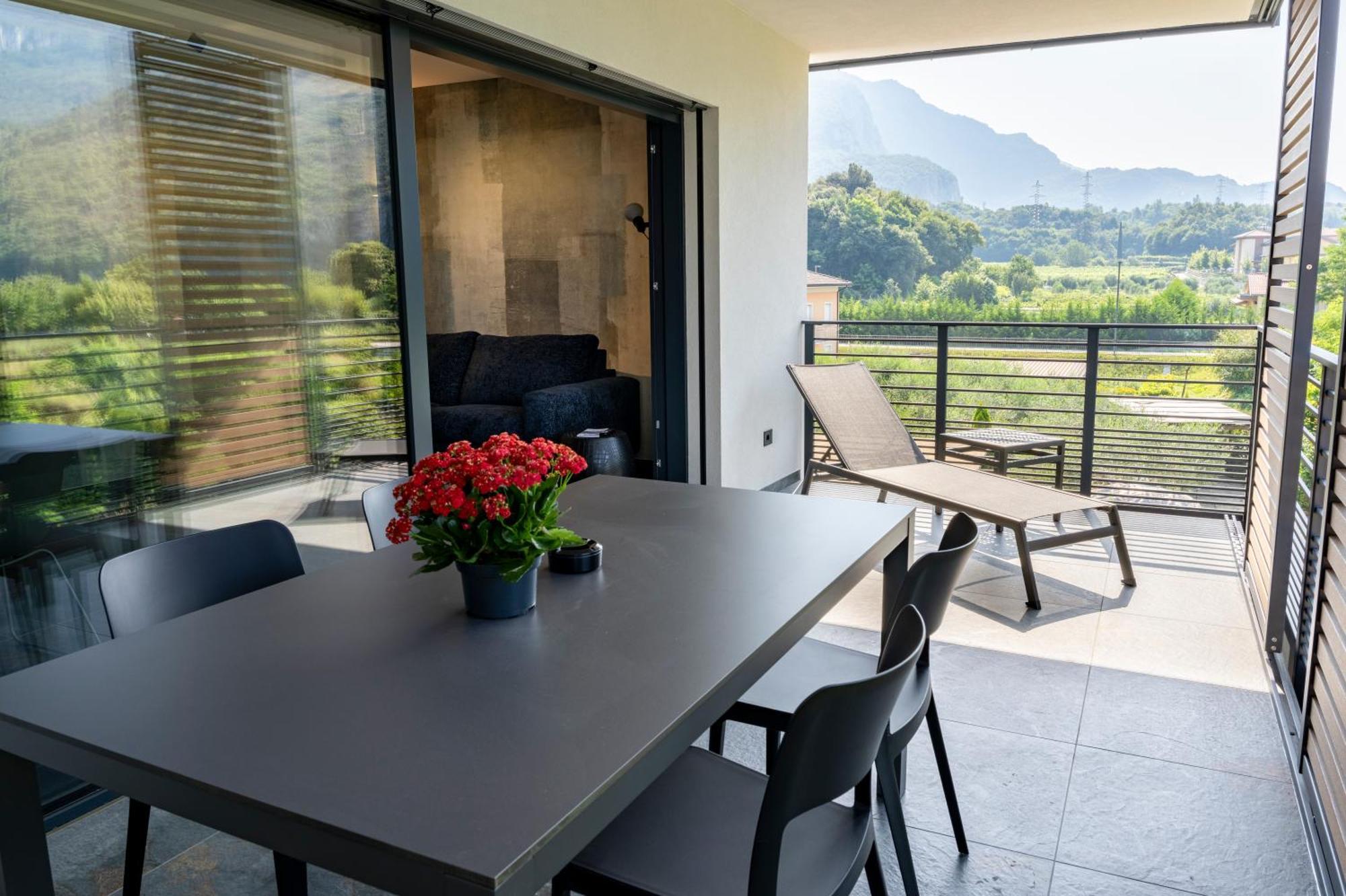 Casa 32 Loft - Garda Lake Torbole Sul Garda Exteriör bild